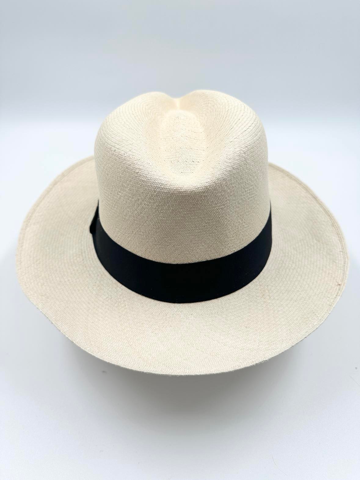 Ægte Montecristi Fedora Panama Hat med en kvalitet på 19-20 fletninger pr. inch - håndflettes efter gamle traditioner